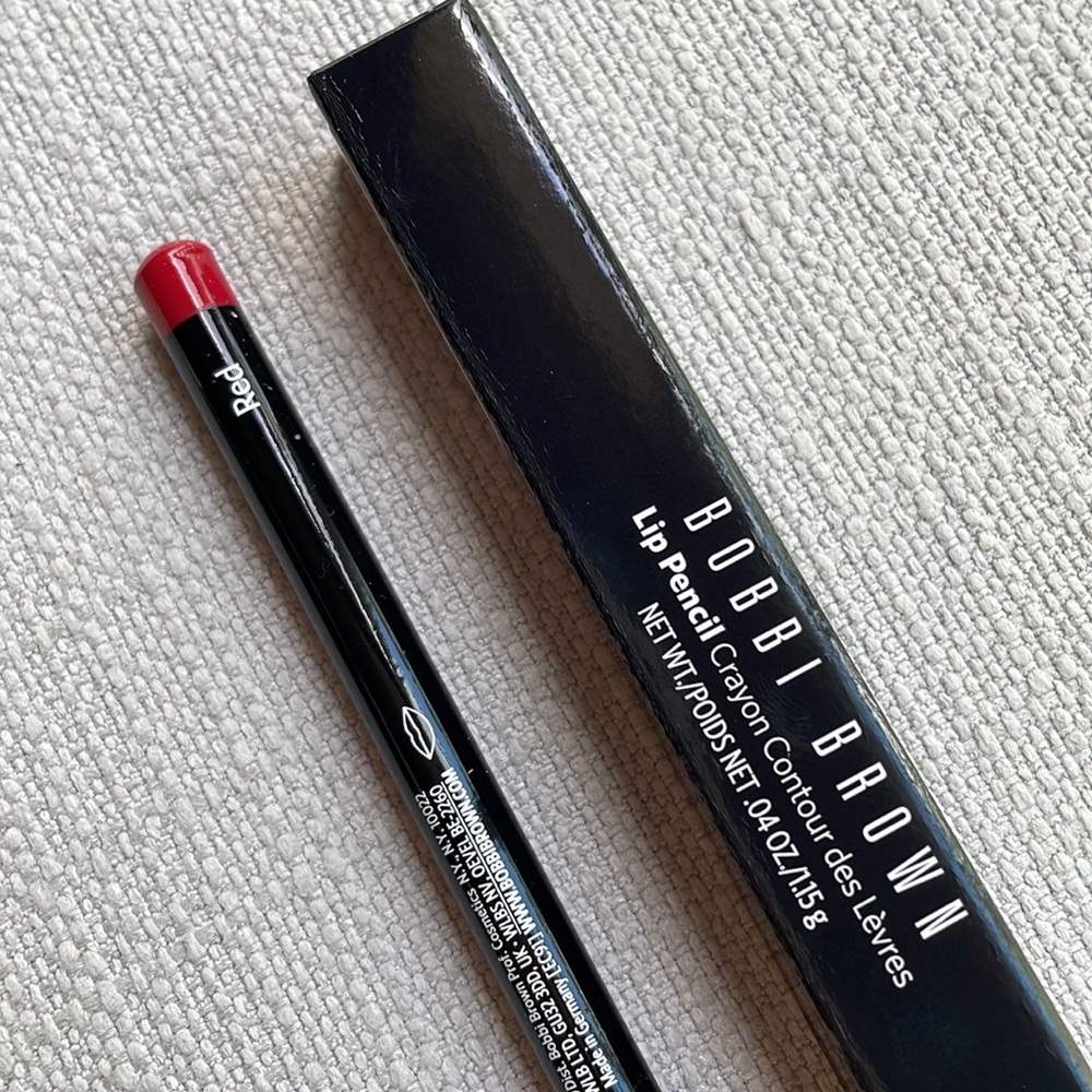 Bobbi brown lip pencil - red